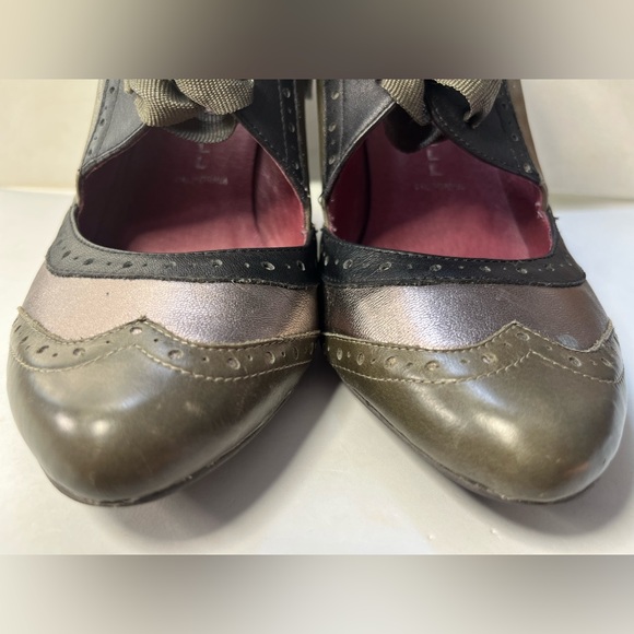 Jeffrey Campbell “Tomba” leather wing tip heels - Picture 4 of 8